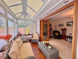 Photo 27- click for photo gallery